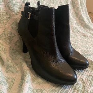 Tahari Boots